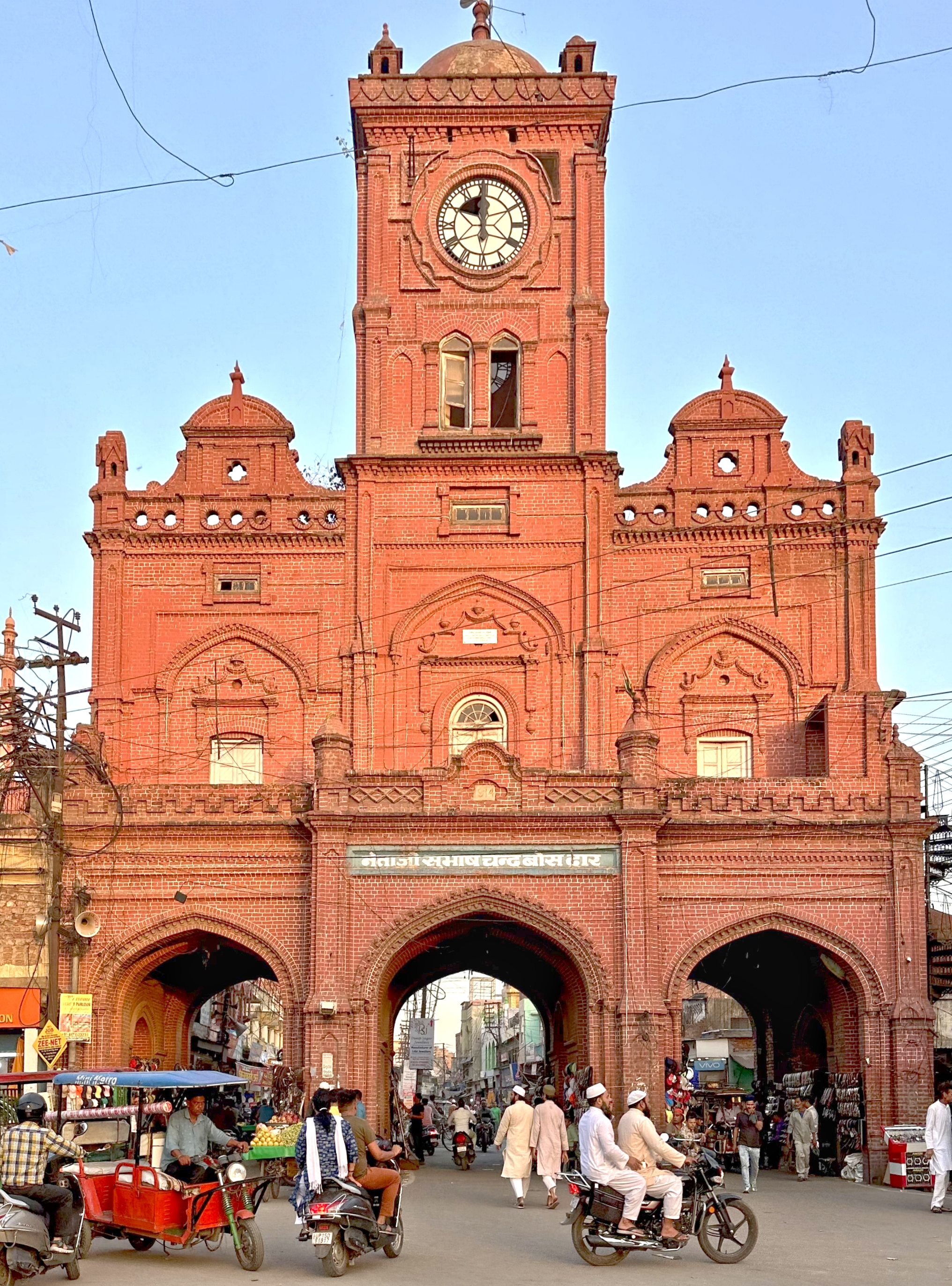 Delhi Cab Booking Services